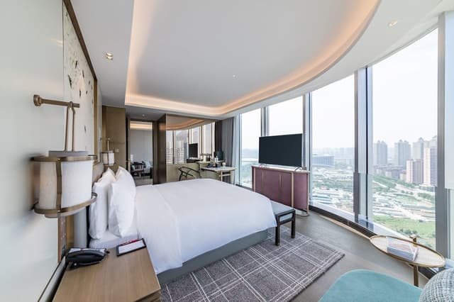 Suite, 1 Bedroom, Club Lounge Access, City View