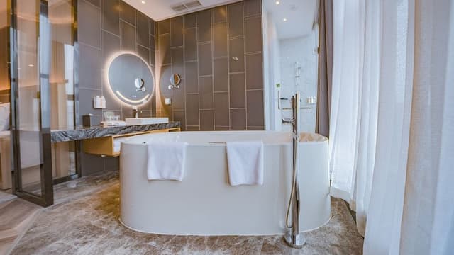 Premium Room, 1 King Bed