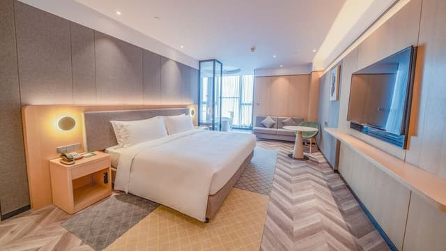 Premium Room, 1 King Bed