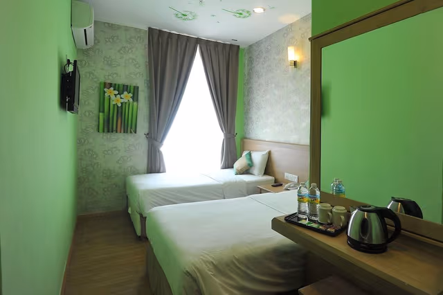 Deluxe Twin Room