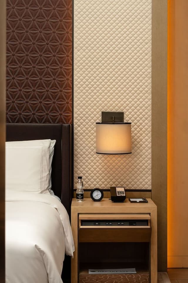 Room, 1 King Bed, City View
