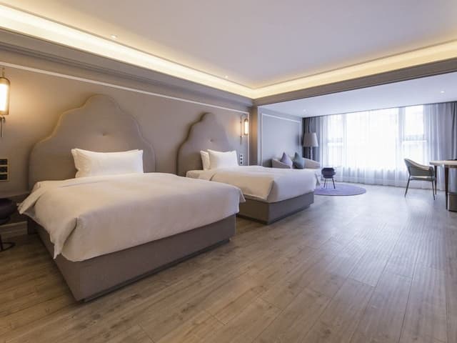 Privilege, Room, 2 Twin Beds