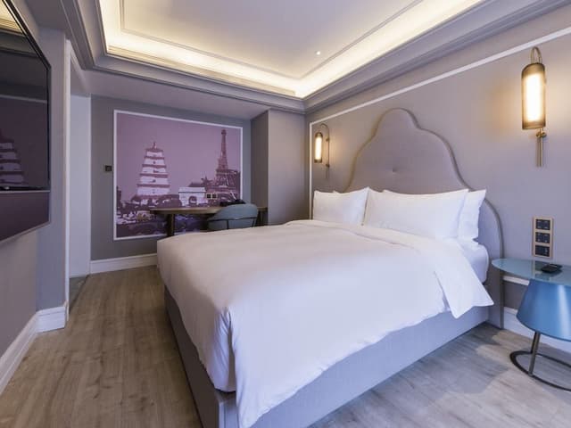 Superior Room, 1 Queen Bed