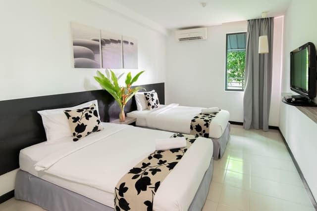 Standard Twin Room