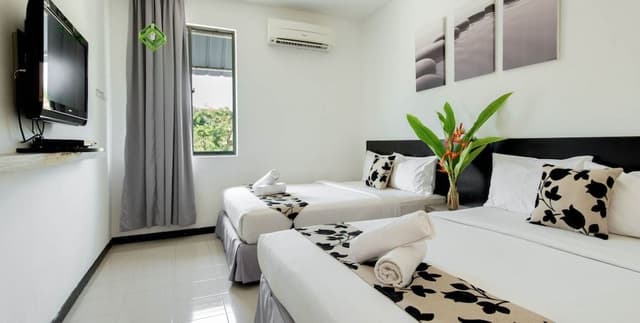 Deluxe Family Room