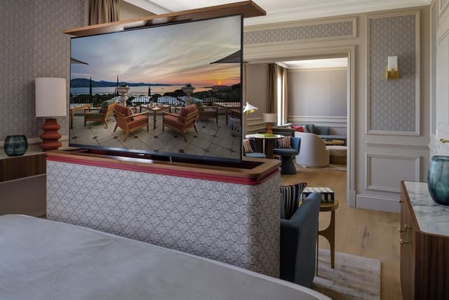 Panoramic Suite
