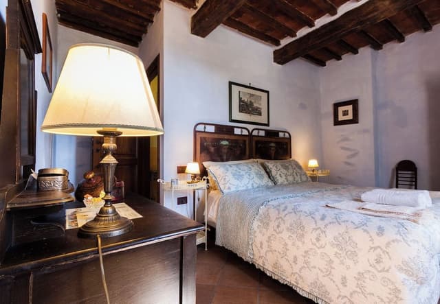 Classic Double Room, Private Bathroom, Park View