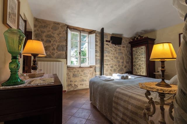 Comfort Double Room, Private Bathroom, Park View