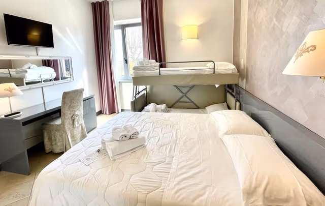 Standard Quadruple Room