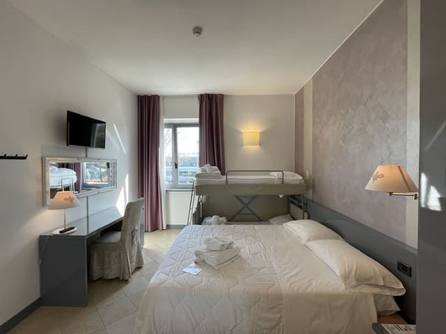 Standard Quadruple Room