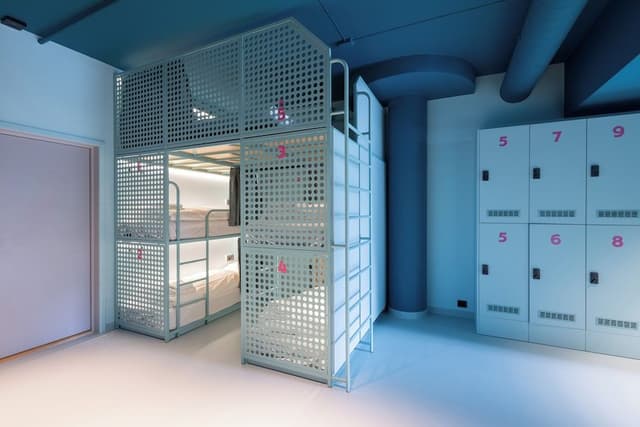 Mixed bunk for two