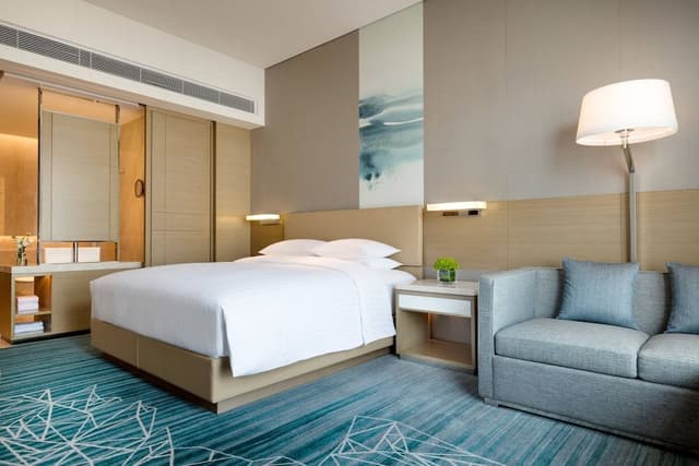 Premier Room, 1 King Bed