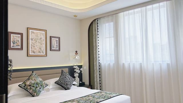 Grand Suite, Multiple Beds, Balcony, City View