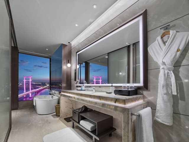2 Double Classic City View High Floor Lounge Access
