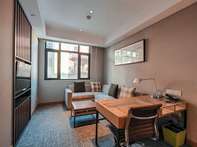 Studio, 1 King Bed