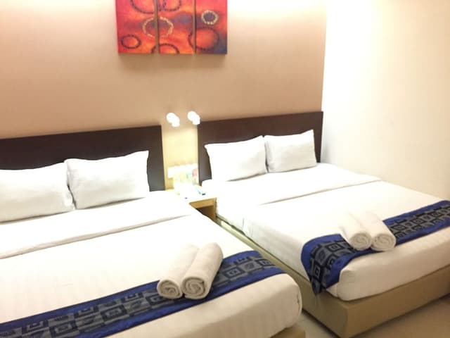 Family Quadruple Room, 2 Queen Beds