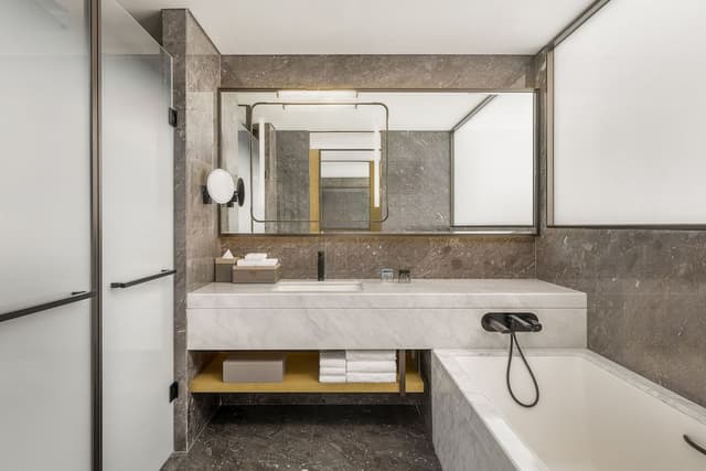 Deluxe Room, 2 Double Beds, City View