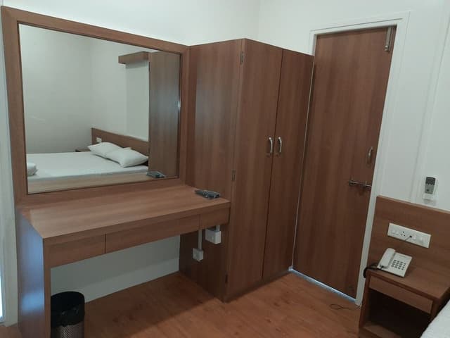 Executive Room, City View