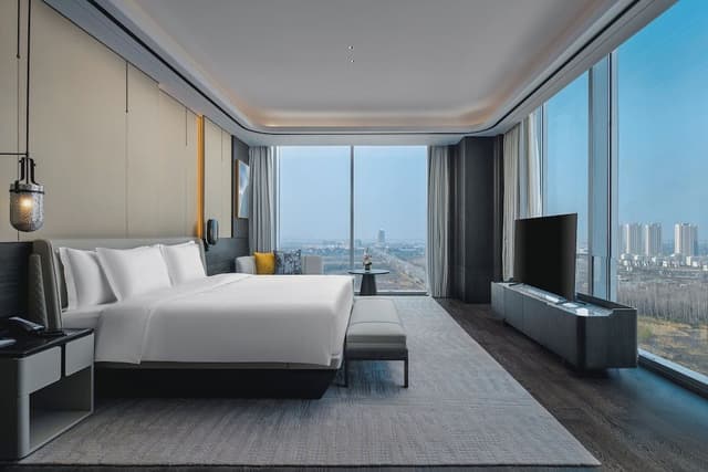 Suite (Linkong)