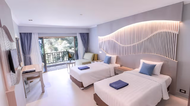 Superior Garden View King Room