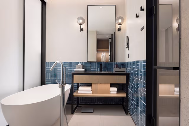 Room, 1 King Bed, City View