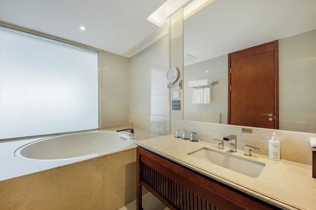 Family Room, 2 Double Beds, City View
