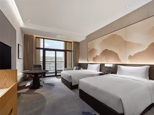 TWIN EXECUTIVE ROOM