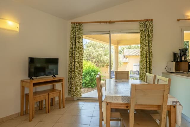 Villa, 2 Bedrooms (6 People)