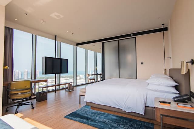 Studio, 1 King Bed, Sea View
