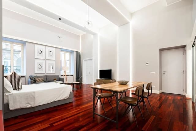 Deluxe Condo