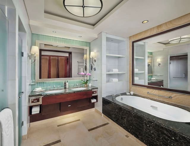 Executive Room, 1 King Bed