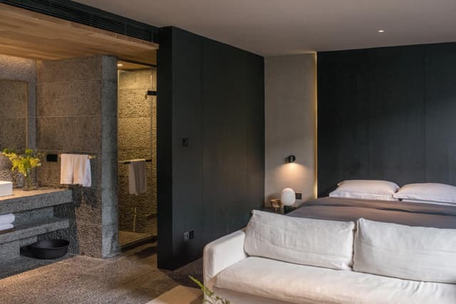 No View Double Room for 2 People - Non-Smoking