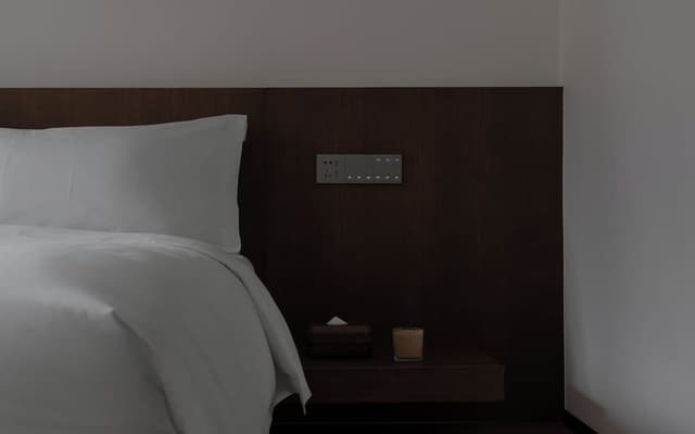Superior Double Room, 1 Queen Bed, Smoking, Private Bathroom