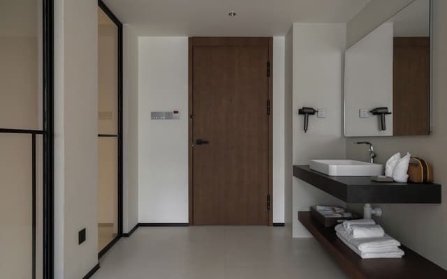 Twin Room, Multiple Beds, Courtyard View