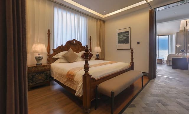 Comfort Suite, 1 Queen Bed, Non Smoking