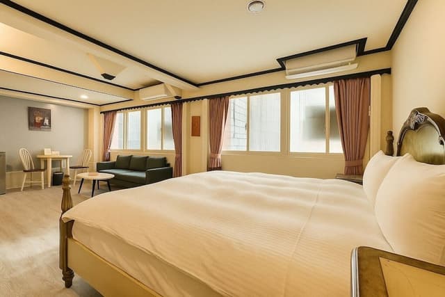 Comfort Quadruple Room