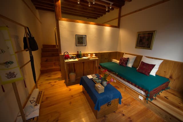 Garden Family Room