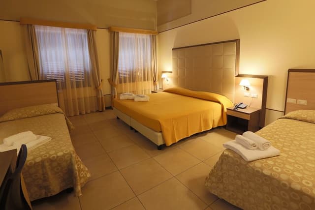 Triple Room