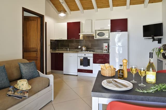Superior House, 1 Bedroom, Pool Access, Sea View