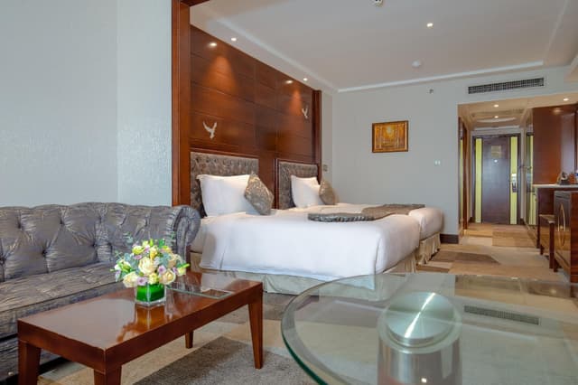 Deluxe Room with 2 Single Beds