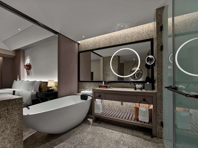 TWIN EXECUTIVE ROOM