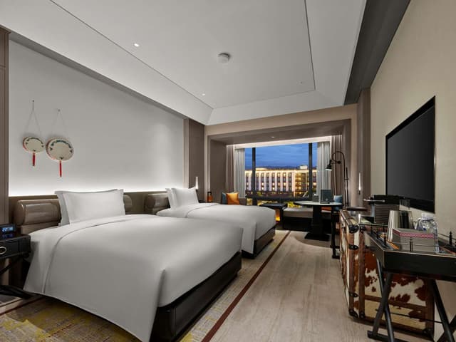 TWIN EXECUTIVE ROOM