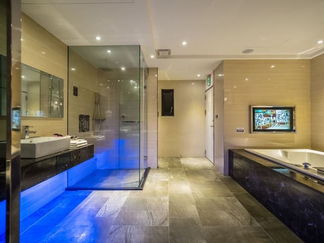 Luxury Double Room, Jetted Tub