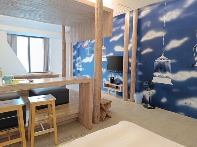 Deluxe Quadruple Room, City View