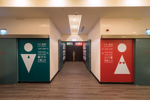 Shared Dormitory, Women only, Shared Bathroom
