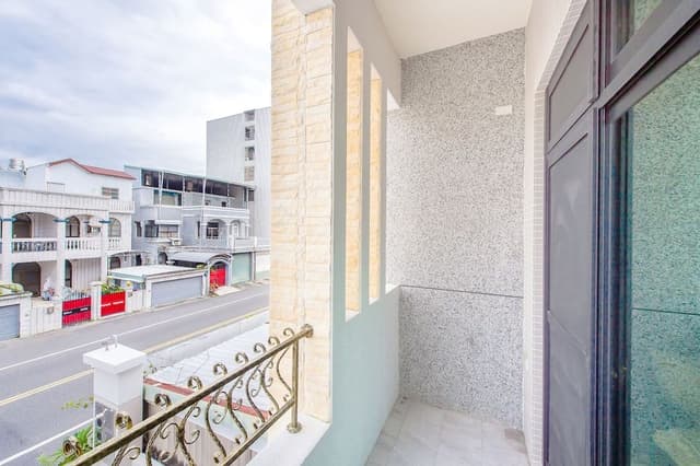 Superior Plus Twin Room with Balcony