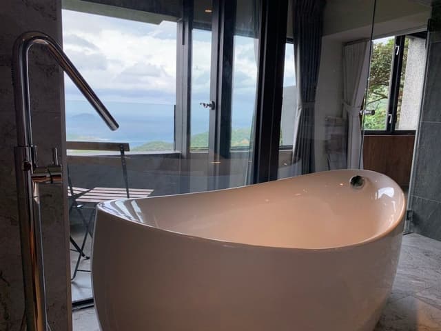 Signature Double Room, 1 Bedroom, Bathtub, Sea Facing