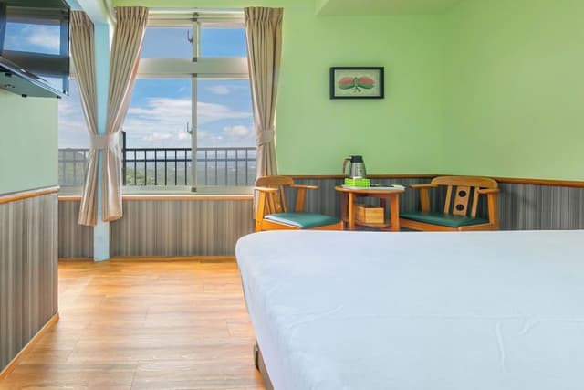 Two-Bedroom Suite