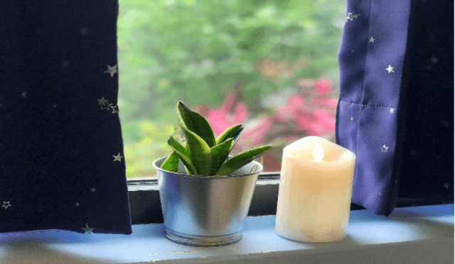 Compact Semi-Double Room