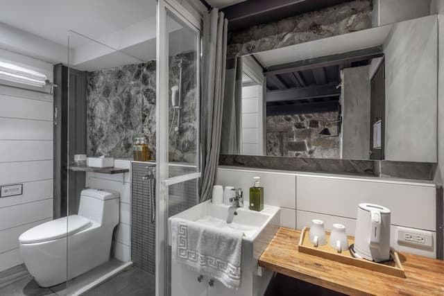 Standard double room - No Windows
